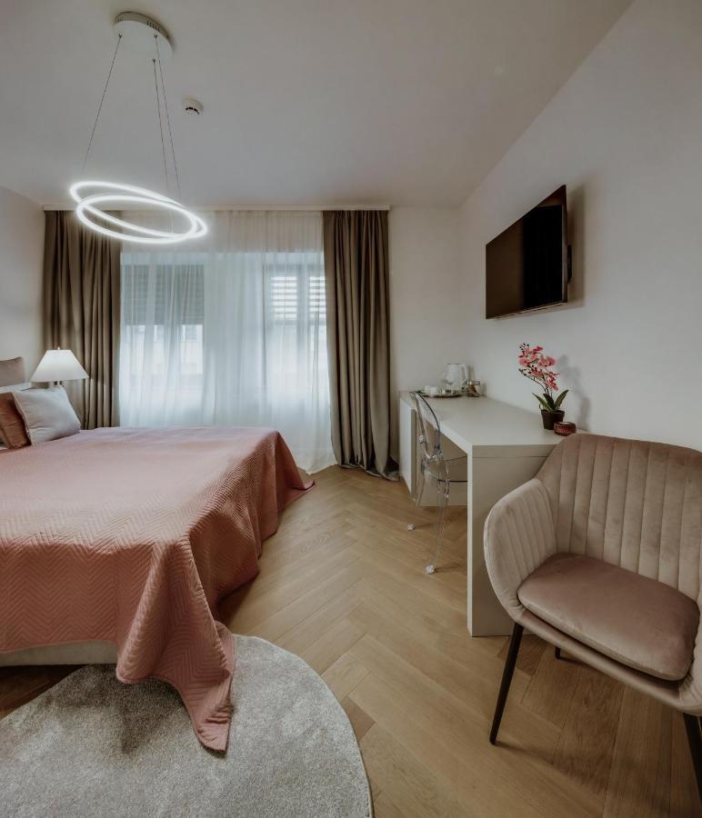 Lavilla Osijek Exterior foto